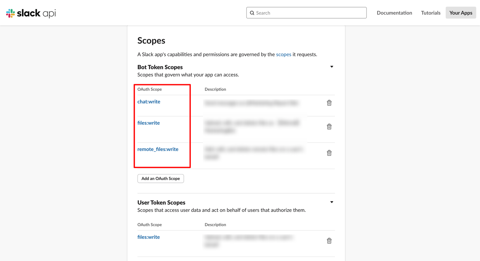 Slack API の Scopes 画面。Bot Token Scopes に chat:write、files:write、remote_files:write の3つが追加され赤枠で囲まれている